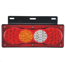 FOCO TRASERO TRIPLE  12-24V CON SOPORTE PLASTICO